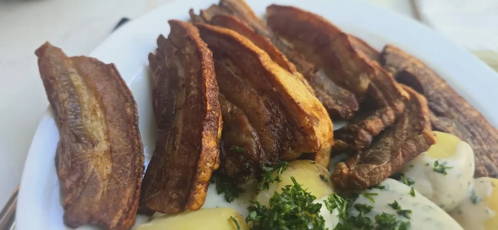 Flæsk hos Restaurant Hvide Hest