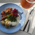 Stegt flæsk og drikkevarer ad libitum på Restaurant Kratholm